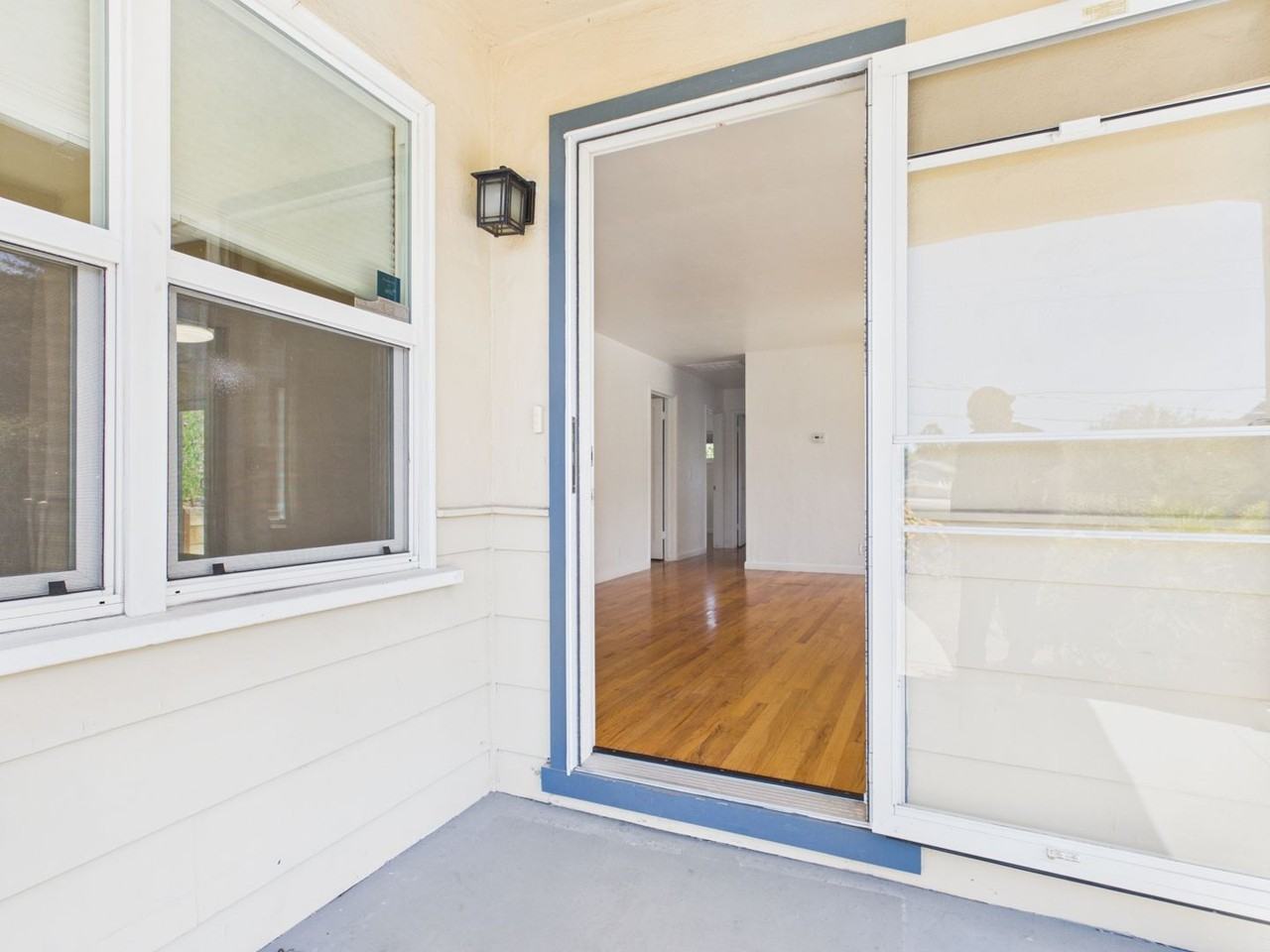 831 Avalon Pl - Photo 2 of 14