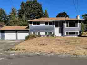 9416 Ne 121st Pl - Photo 1 of 1