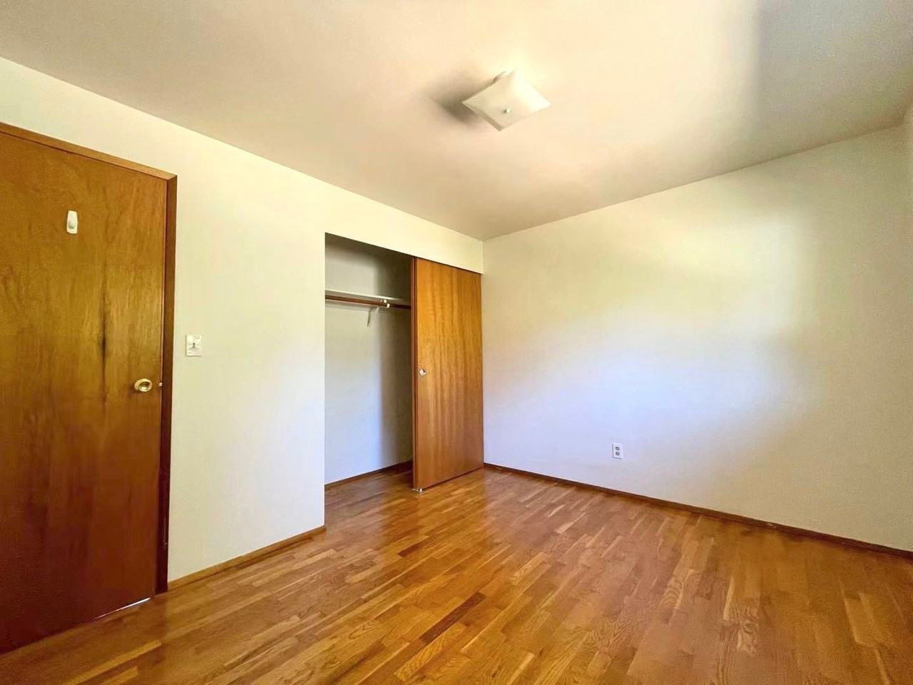 9416 Ne 121st Pl - Photo 7 of 16