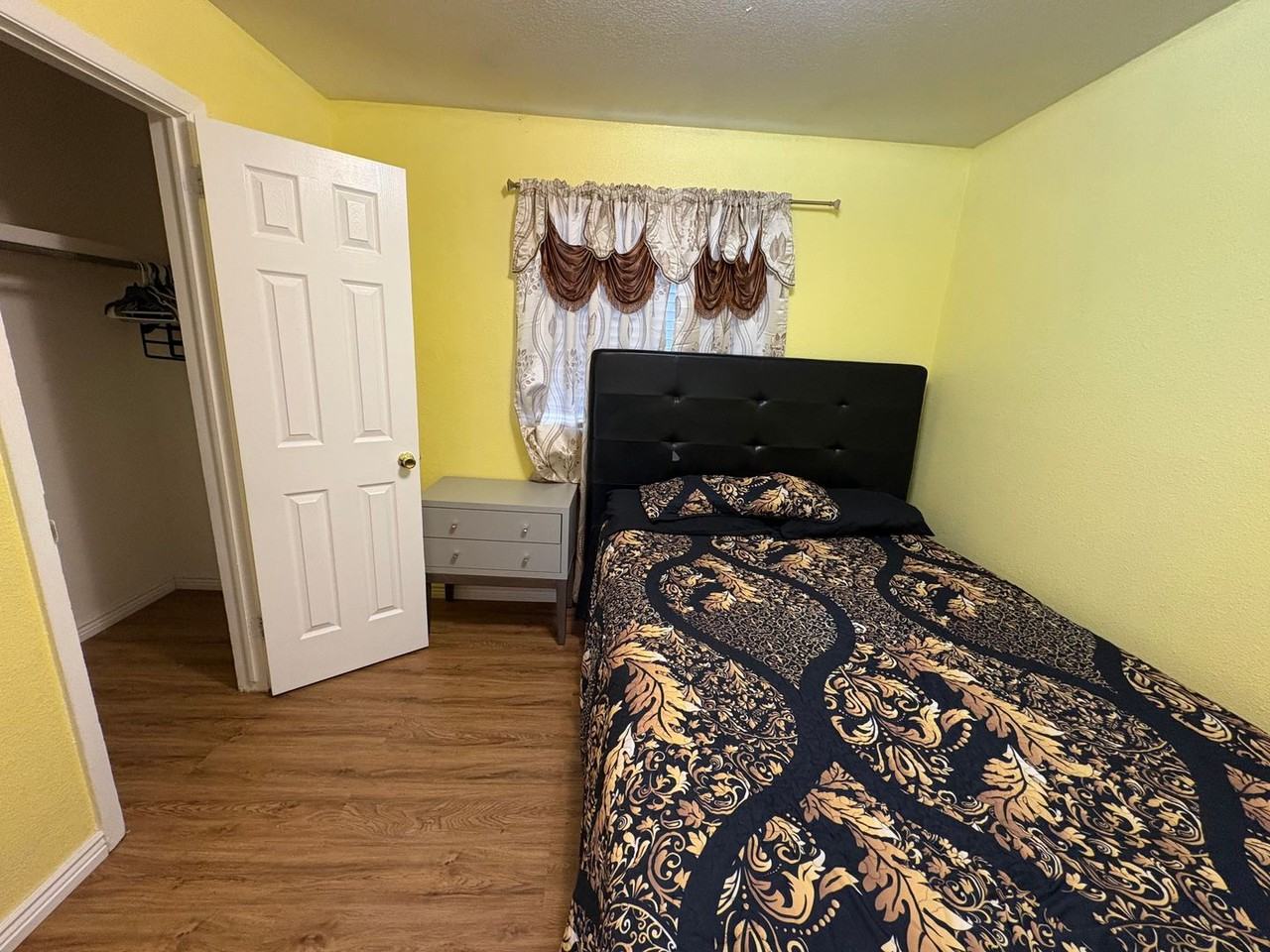 2226 Frontier Dr - Photo 6 of 19