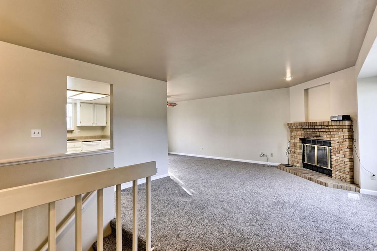 2524 Yorkshire St - Photo 2 of 30