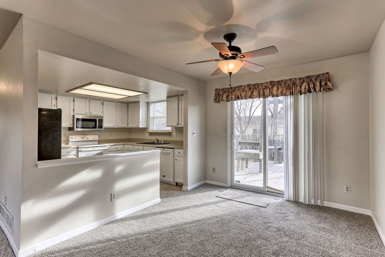 2524 Yorkshire St - Photo 5 of 30