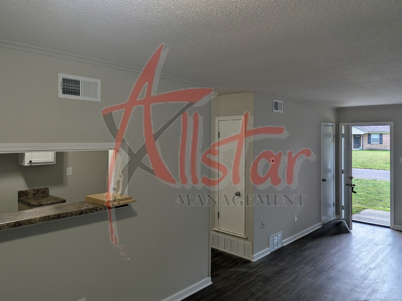 2628 Hillcrest Cir - Photo 6 of 24