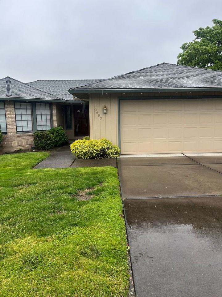 2453 Republic Way - Photo 3 of 35