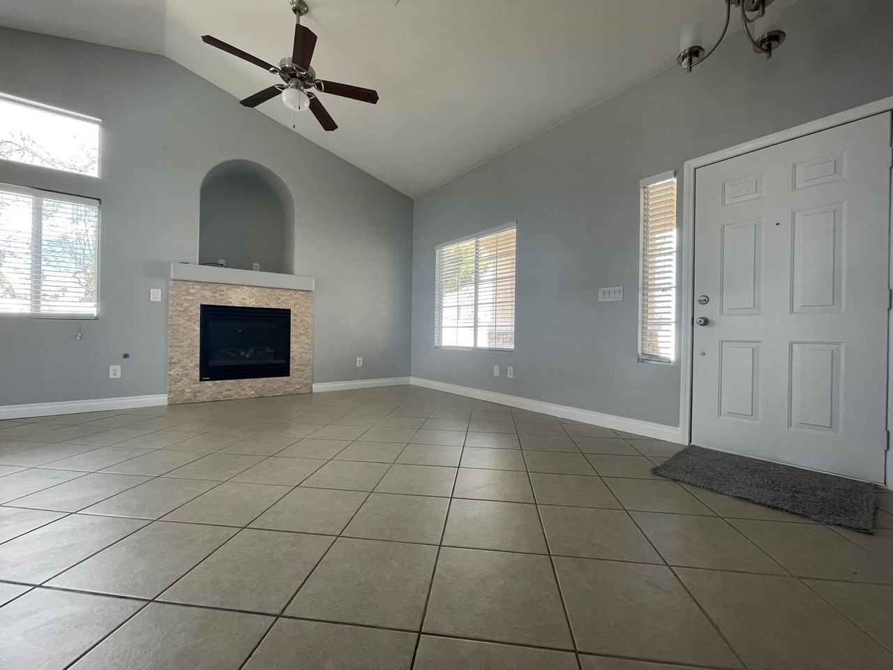 5415 Altoona St - Photo 3 of 23