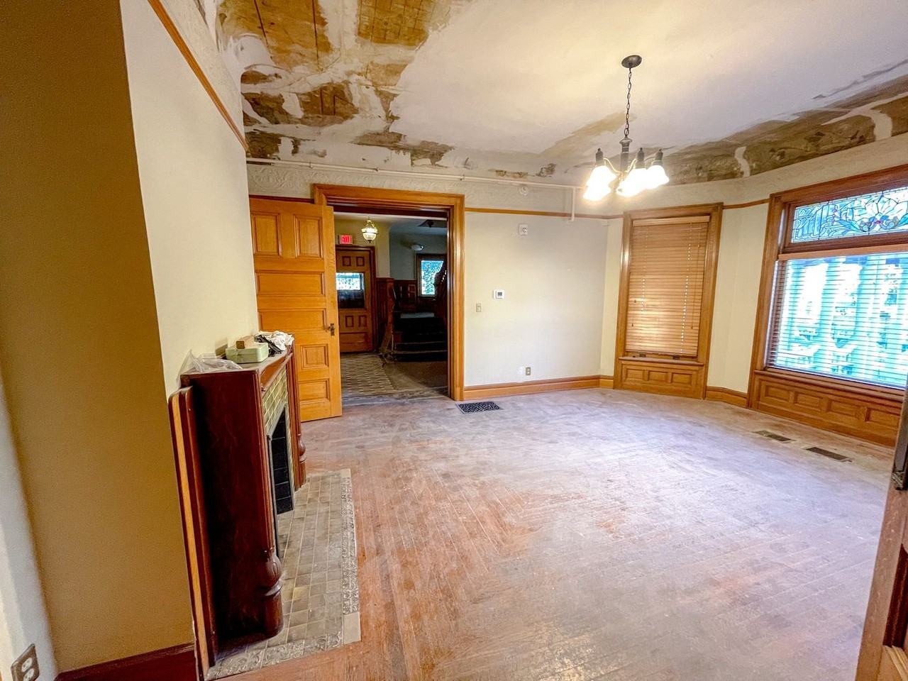 720 S 16th St - Photo 7 of 44