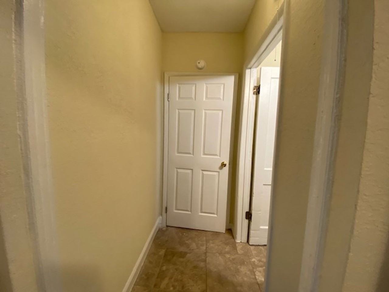 638 Columbia St - Photo 2 of 28