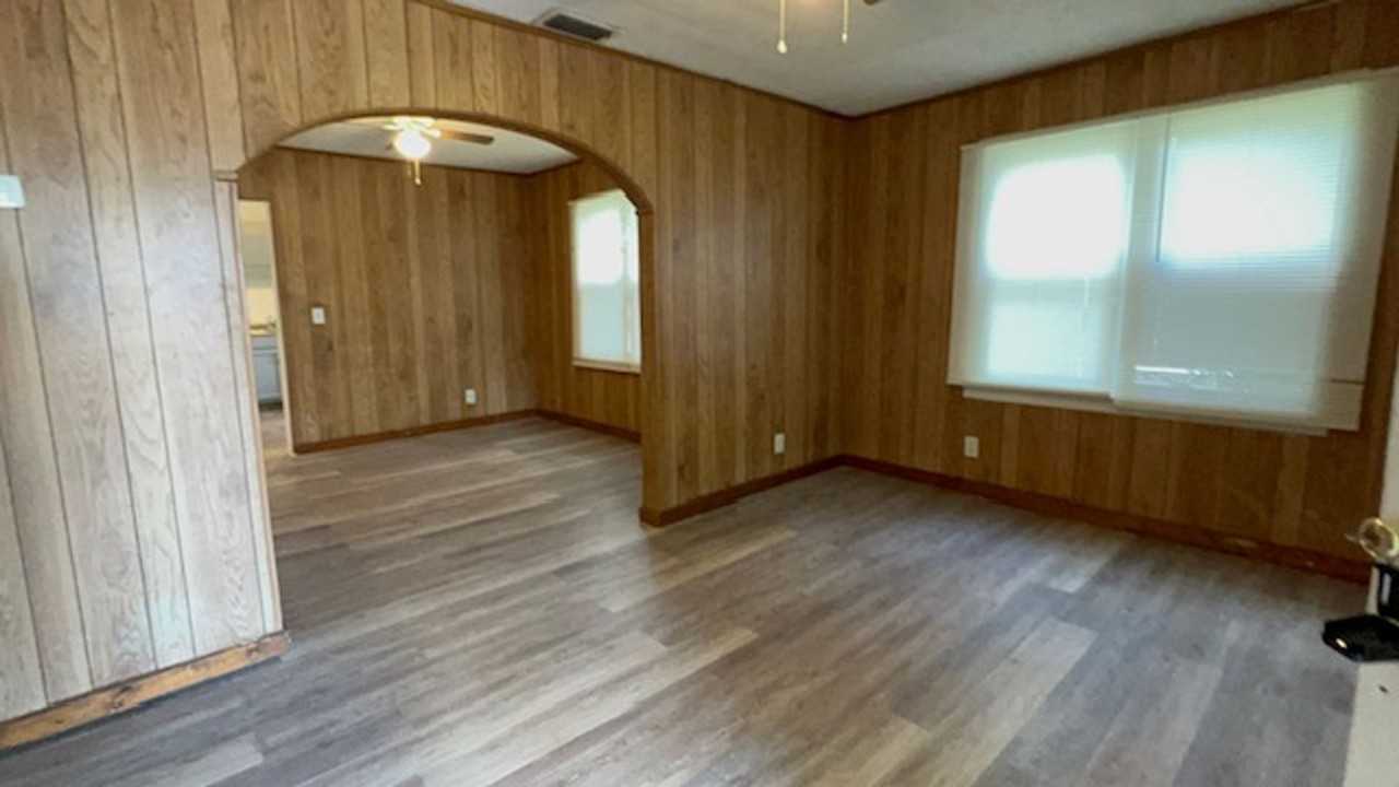 930 18TH ST - Photo 4 of 50