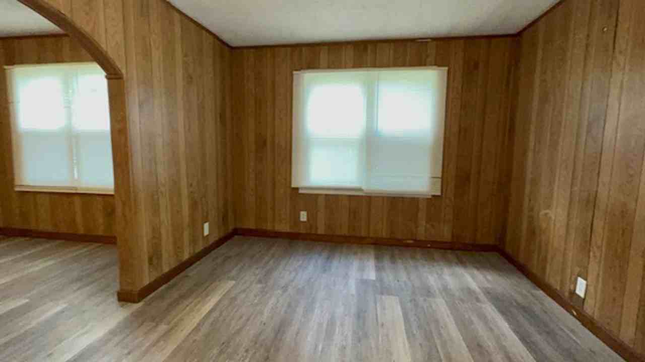 930 18TH ST - Photo 6 of 50