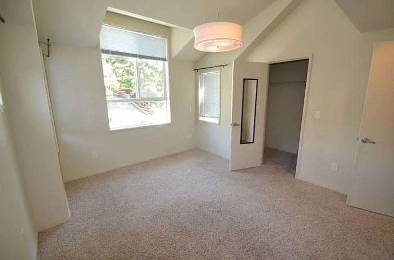 5229A 38th Ave Sw - Photo 7 of 12