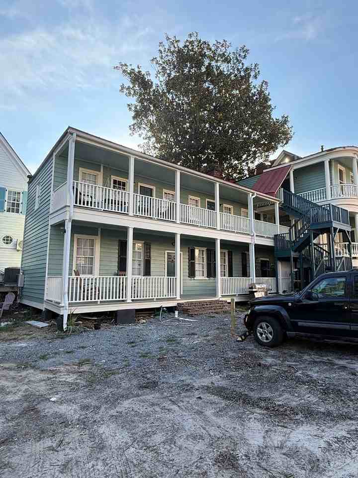 38 Bull St #D - Photo 2 of 13