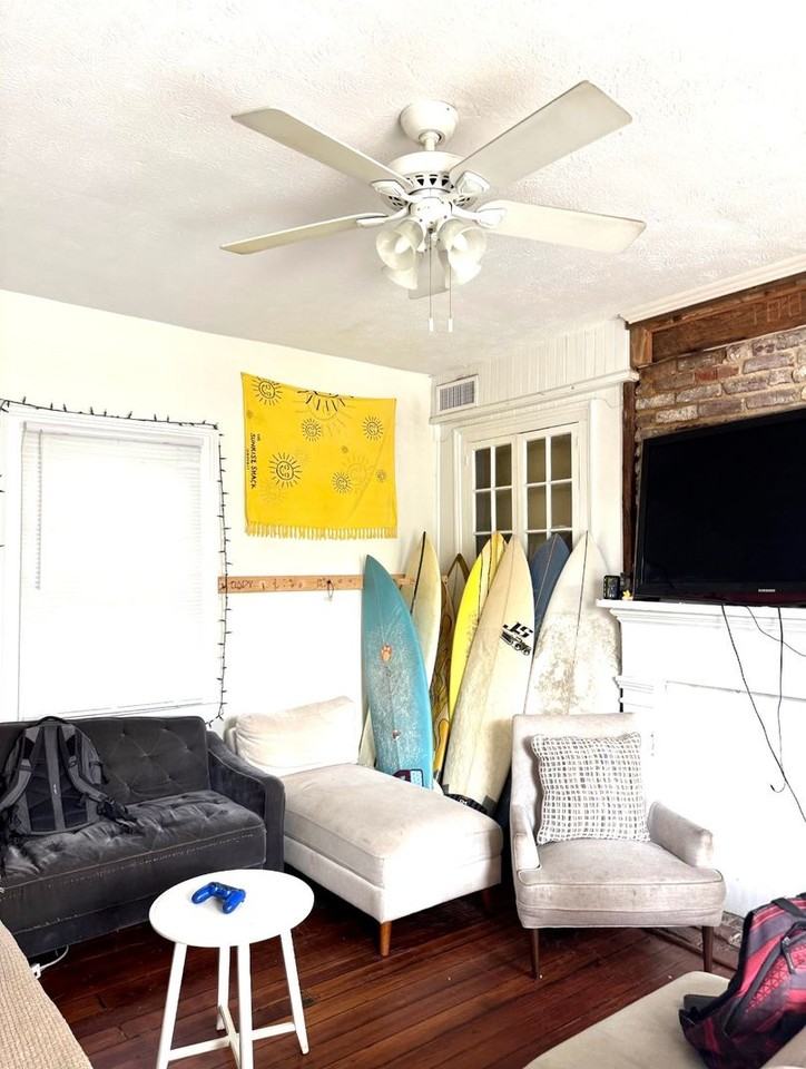 38 Bull St #D - Photo 6 of 13