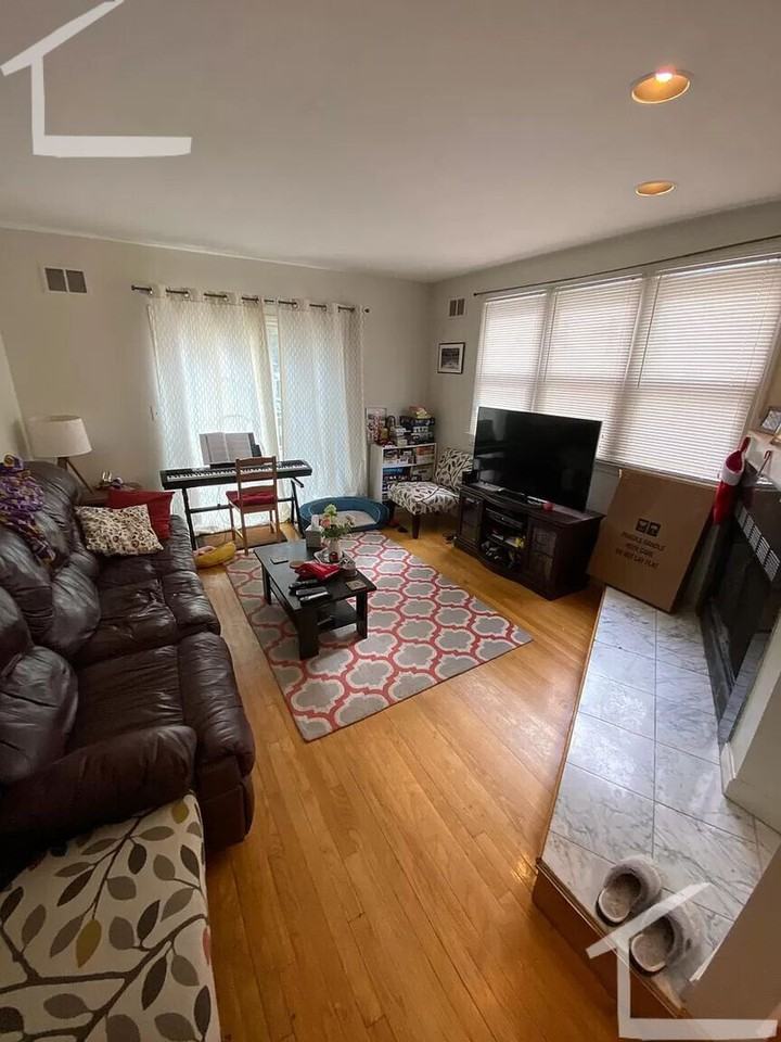 254 Allston St - Photo 6 of 20