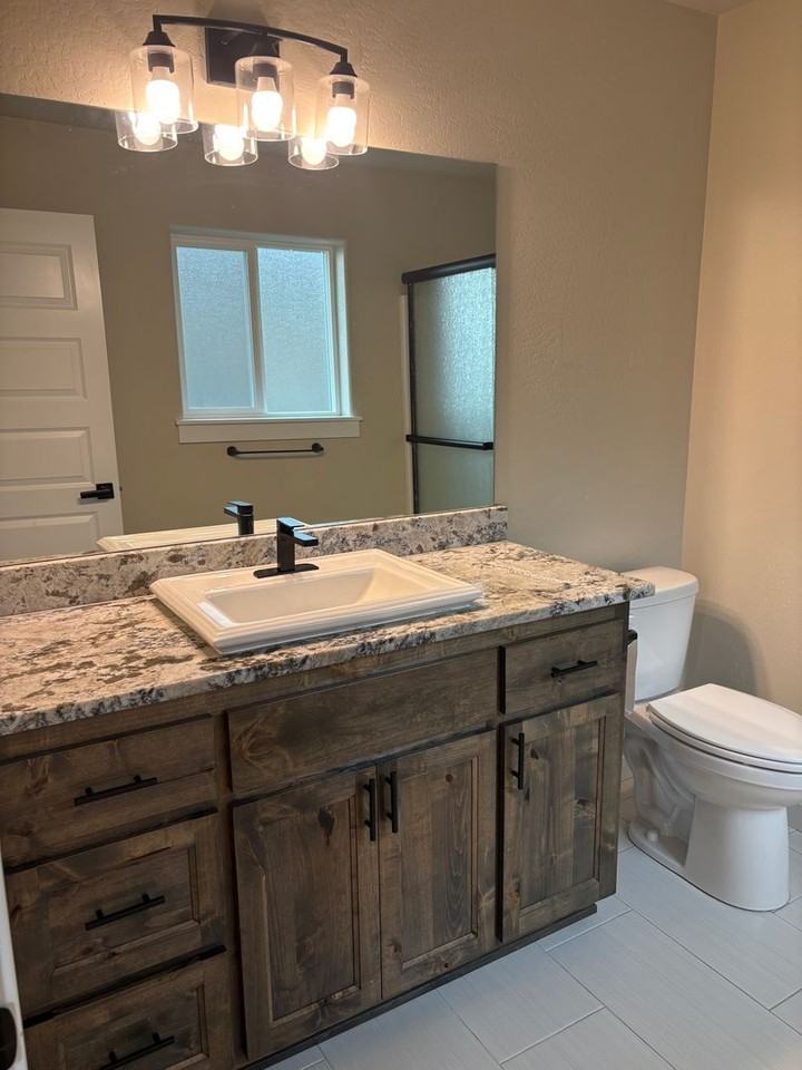 7851 28th St - Photo 4 of 6