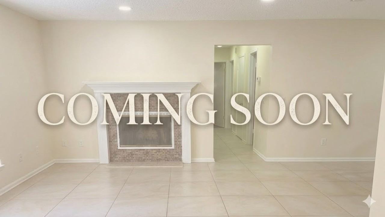 12658 Stockwood Ln - Photo 3 of 6