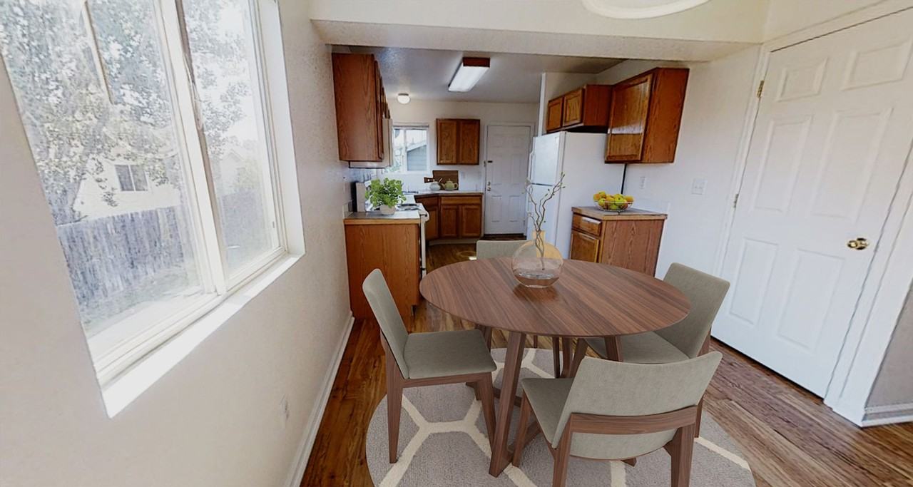 1725 Rowan Ln - Photo 5 of 7