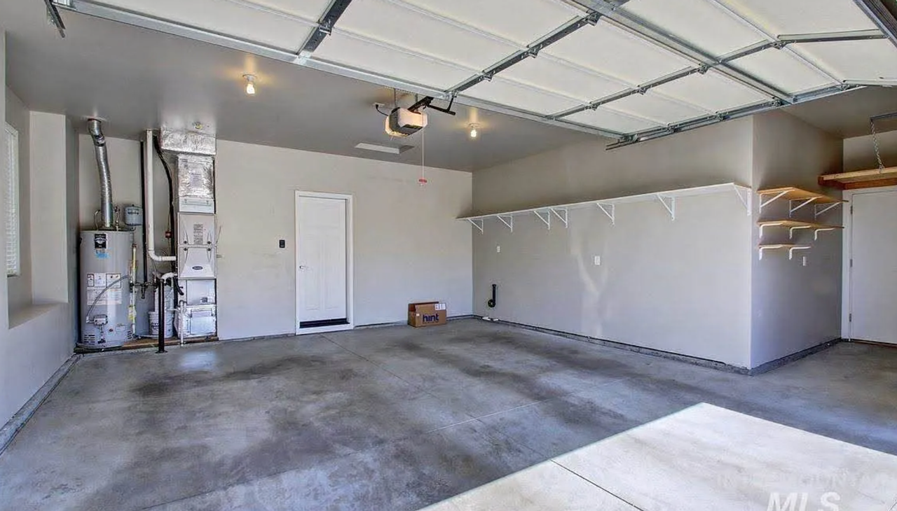 2678 E Ragusa Ln - Photo 4 of 23