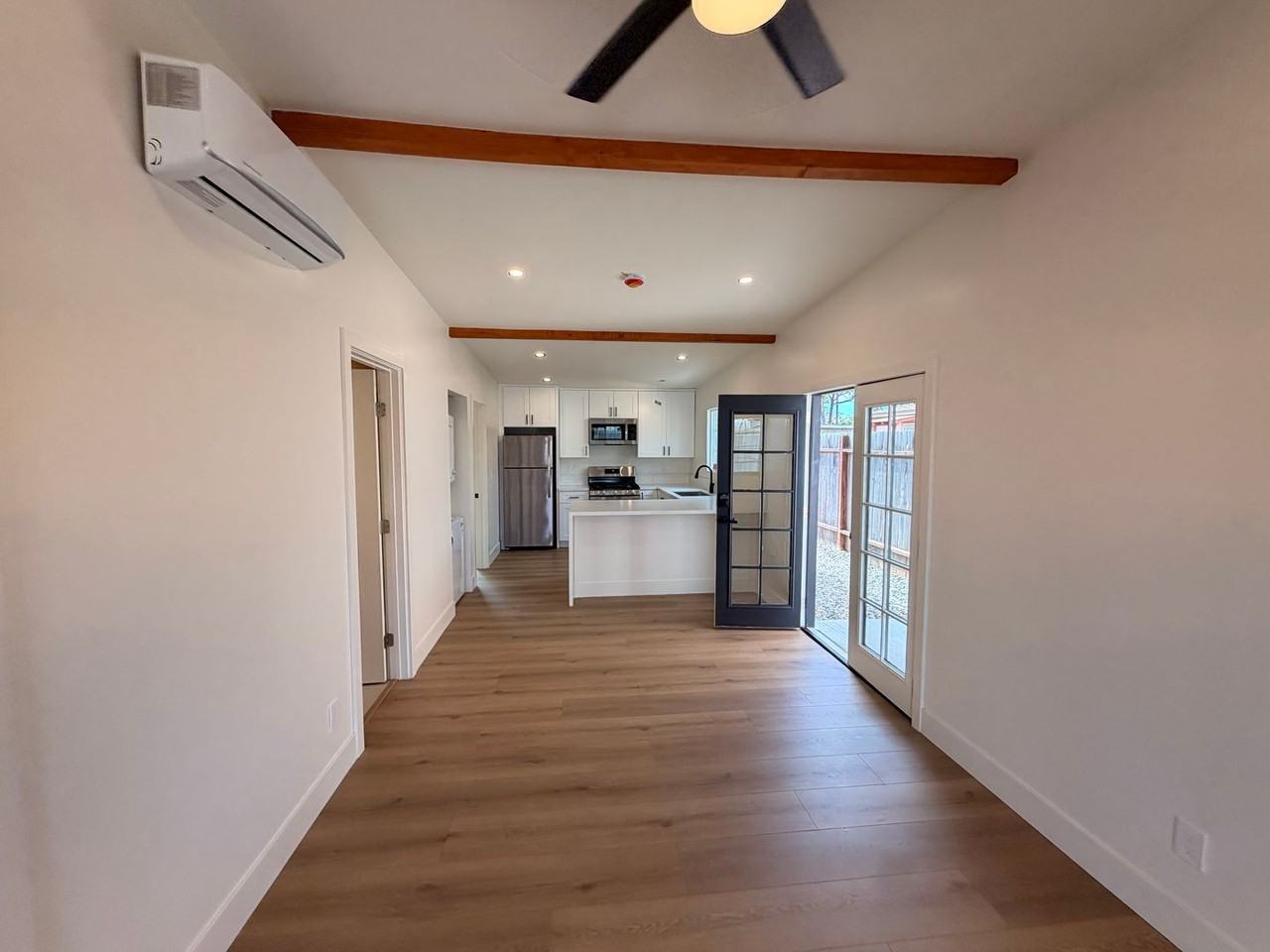 4172 Bannock Ave - Photo 5 of 22