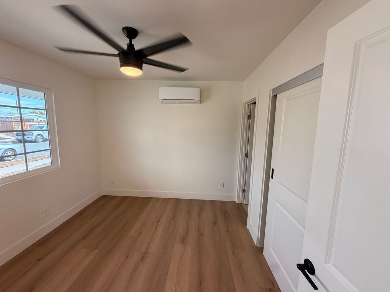 4172 Bannock Ave - Photo 6 of 22