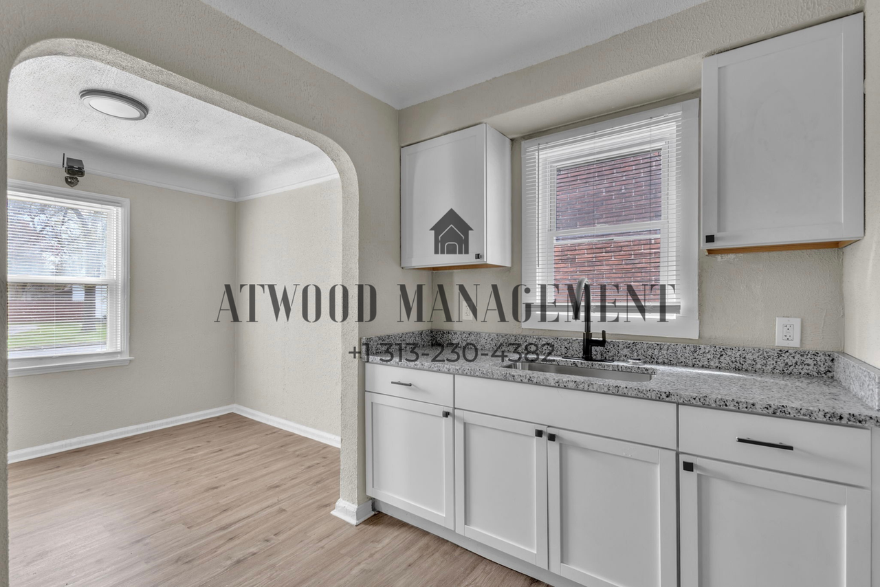 13591 Faust Ave - Photo 4 of 11