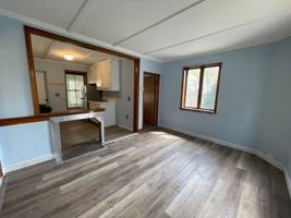 featured image of 132 E Quincy St