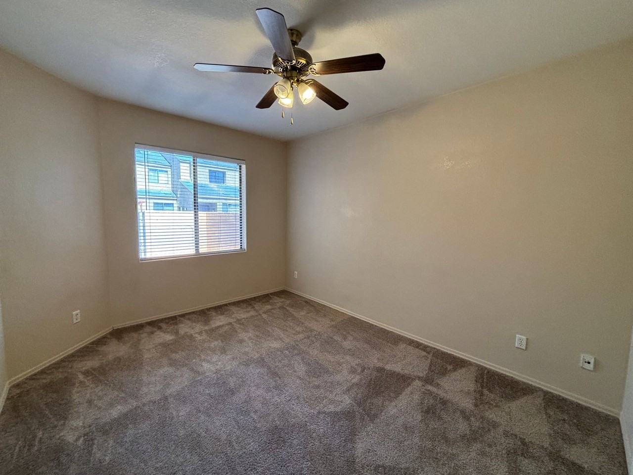 1257 E Weimer Cir #70 - Photo 7 of 15