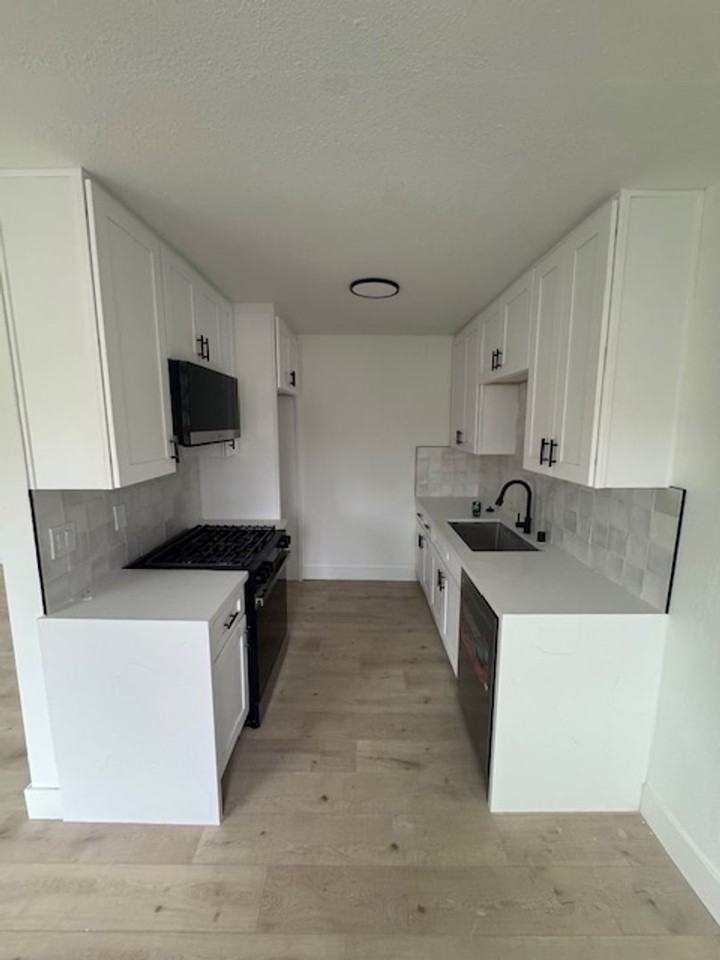 12532 Adler Dr - Photo 7 of 13