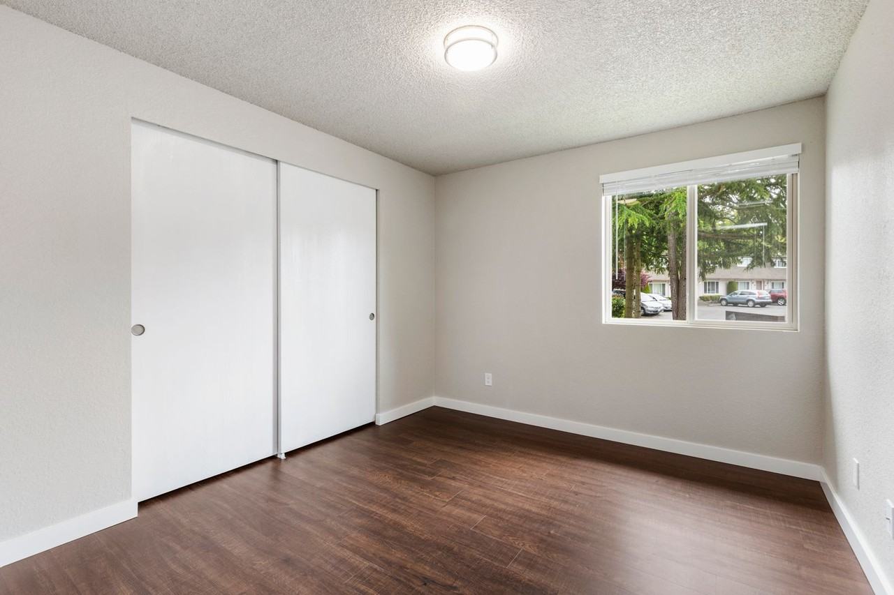 Woodridge Apartments - Photo 5 of 16