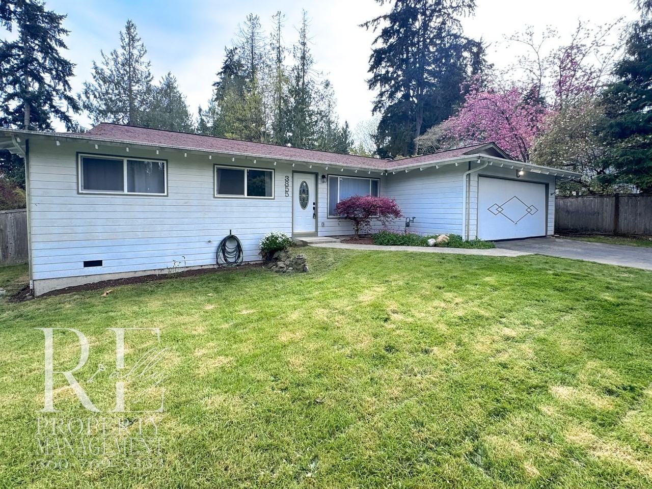 3855 Ne Hyak Way - Photo 2 of 26