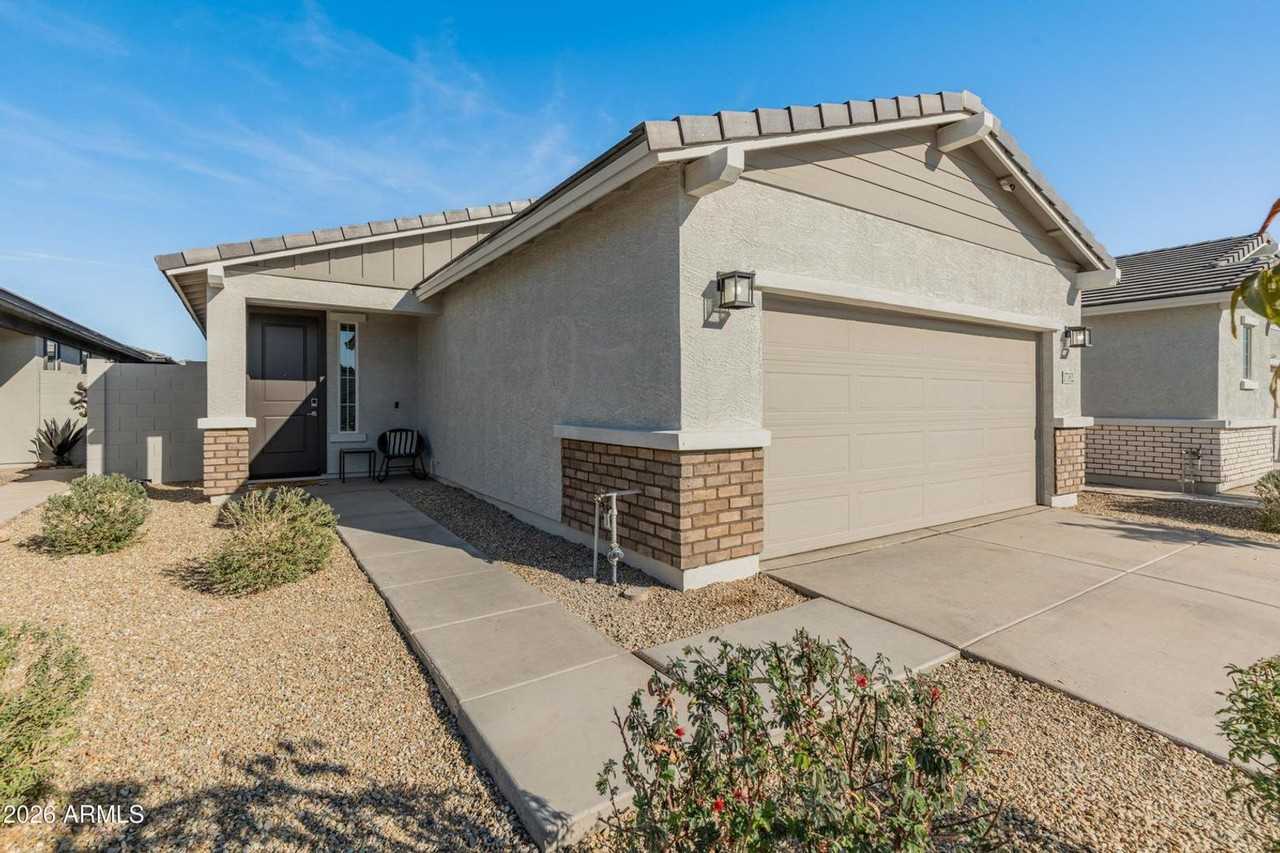17352 W Country Club Ter - Photo 2 of 24