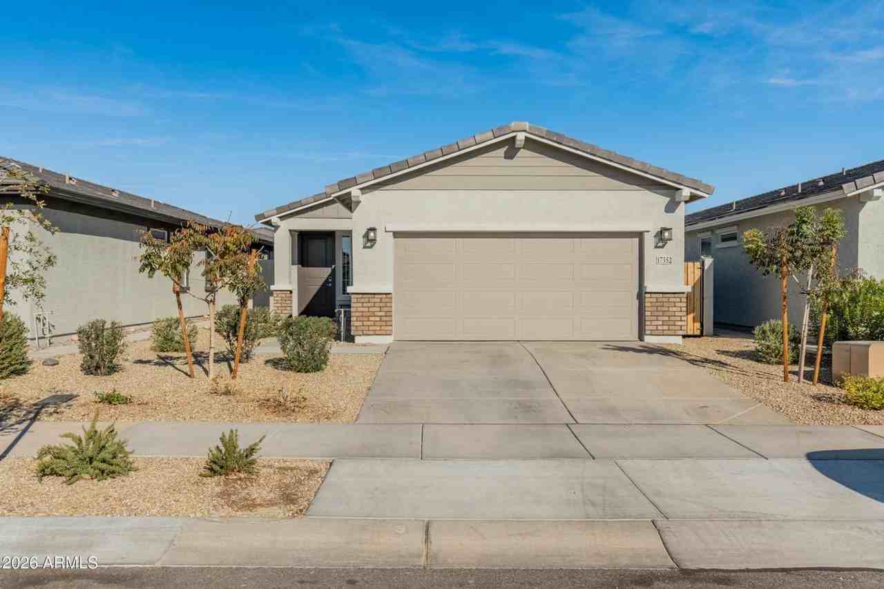 17352 W Country Club Ter - Photo 3 of 24
