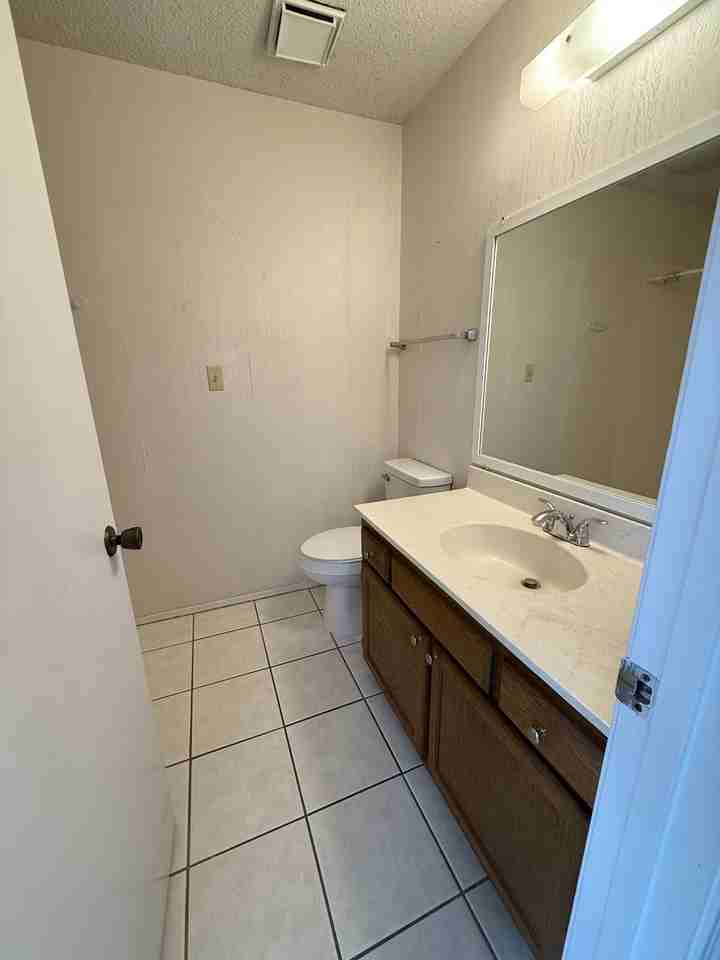 220 Angler Ave #1 - Photo 4 of 15