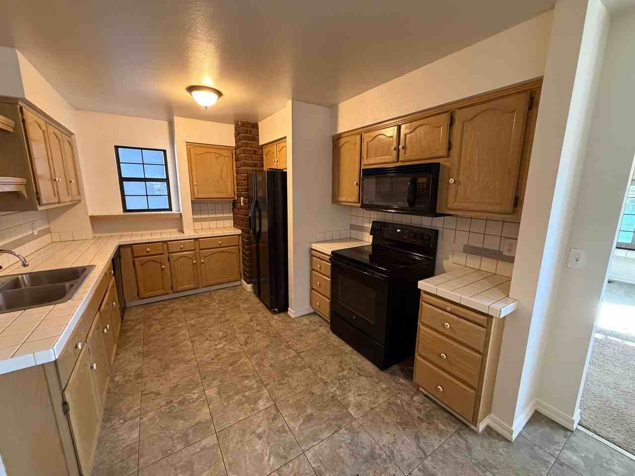 65 E Emerson Way - Photo 2 of 18