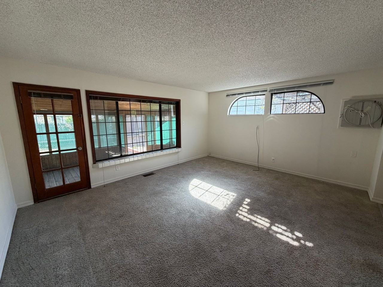 65 E Emerson Way - Photo 5 of 18