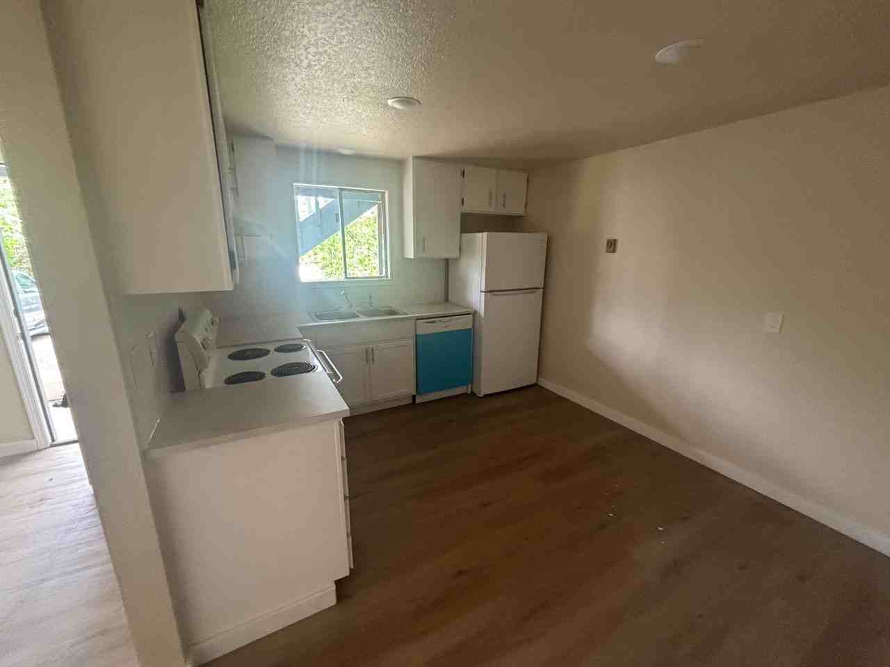 TN-0000 - Photo 3 of 9