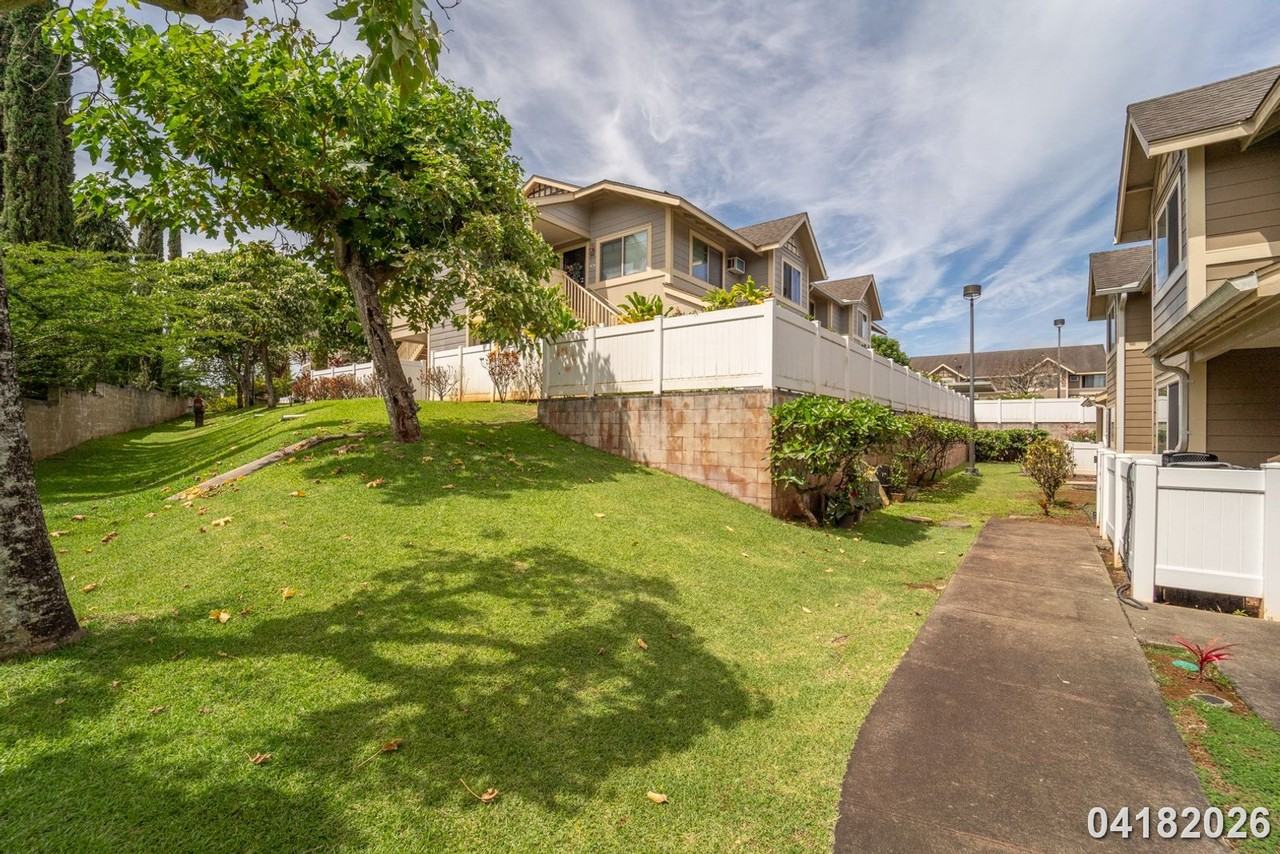 95-976 Ukuwai St #903 - Photo 3 of 22