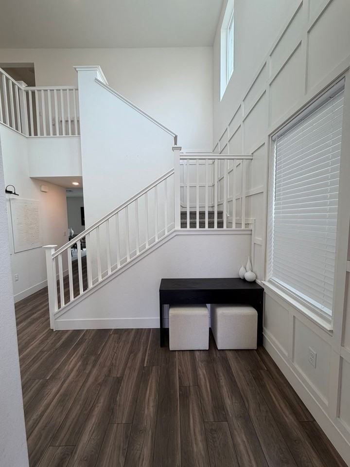 2478 Founders Pl - Photo 2 of 50