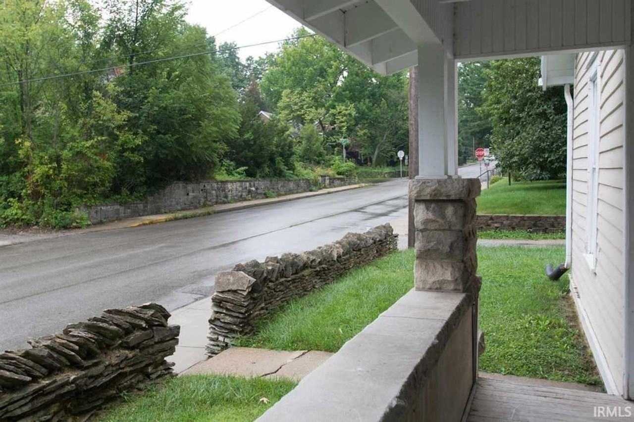 520 S Eagleson Ave - Photo 5 of 17