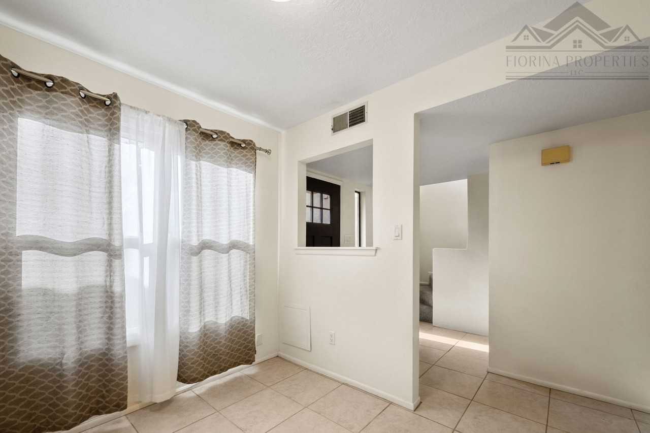 3161 Plaza Blanca - Photo 4 of 23