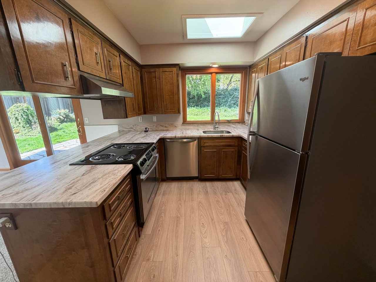 12855 Sw Glenn Dr - Photo 3 of 32