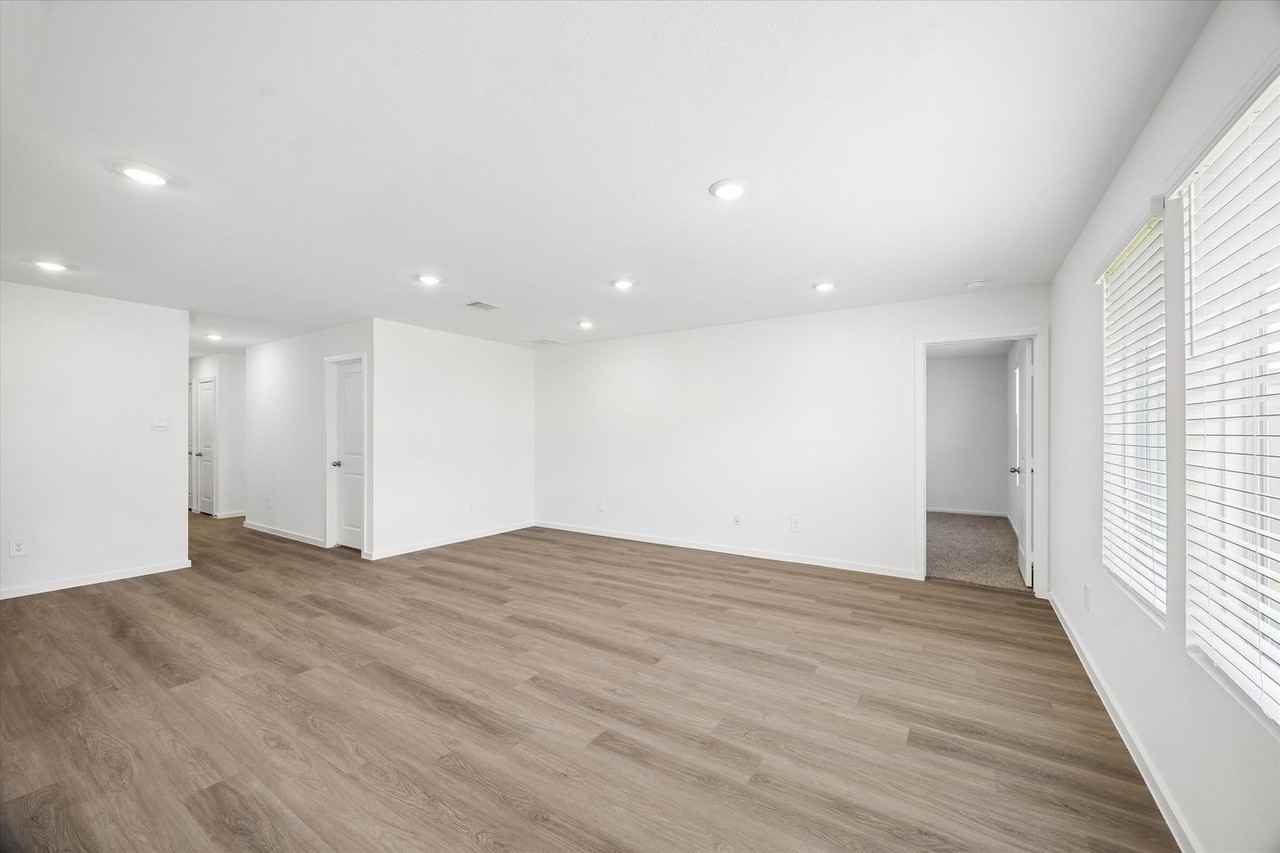 12010 Noble Heart Dr - Photo 3 of 24