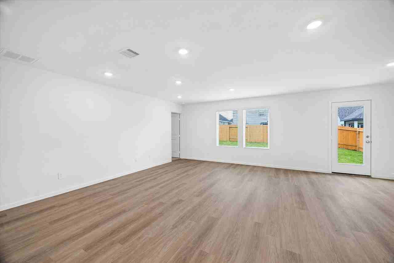 12010 Noble Heart Dr - Photo 5 of 24