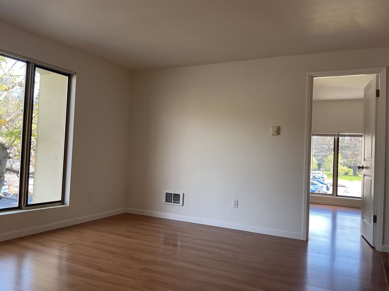 11012 Ne 68th St #520 - Photo 6 of 11