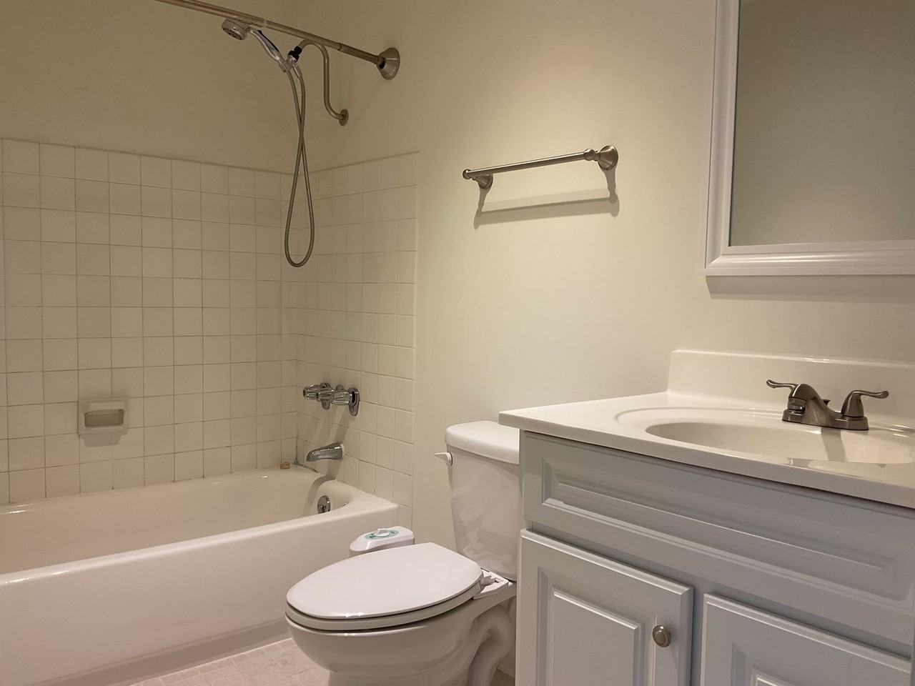 11012 Ne 68th St #520 - Photo 7 of 11