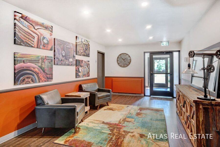 1009 13th Avenue - Photo 3 of 24