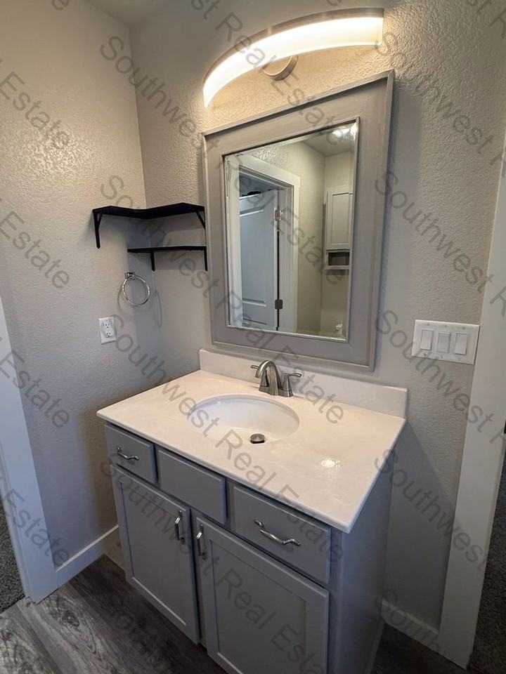 105 Sombrero - Photo 7 of 15