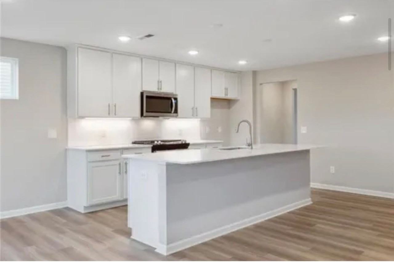 12804 Weber Ln - Photo 5 of 15