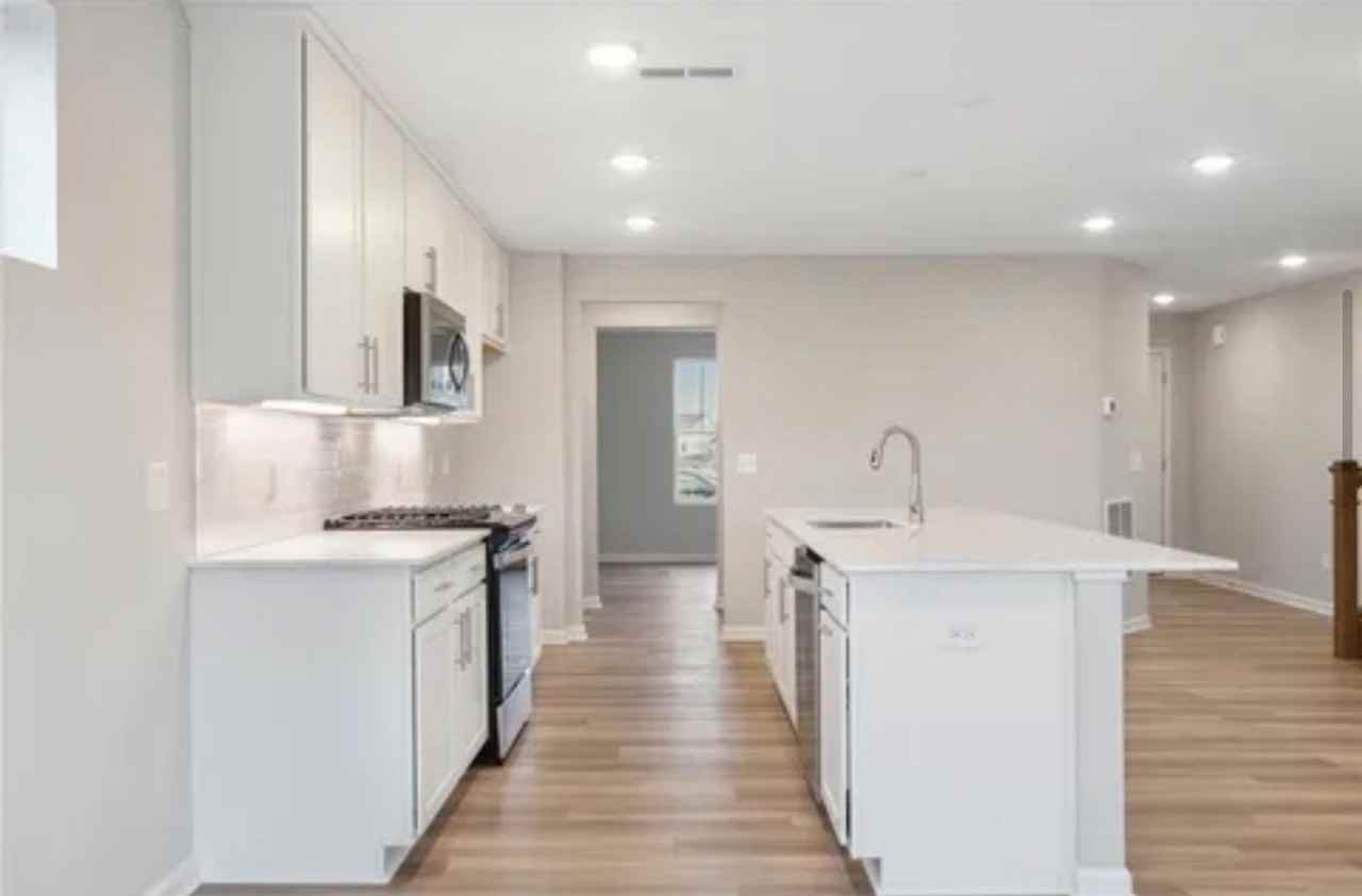 12804 Weber Ln - Photo 6 of 15