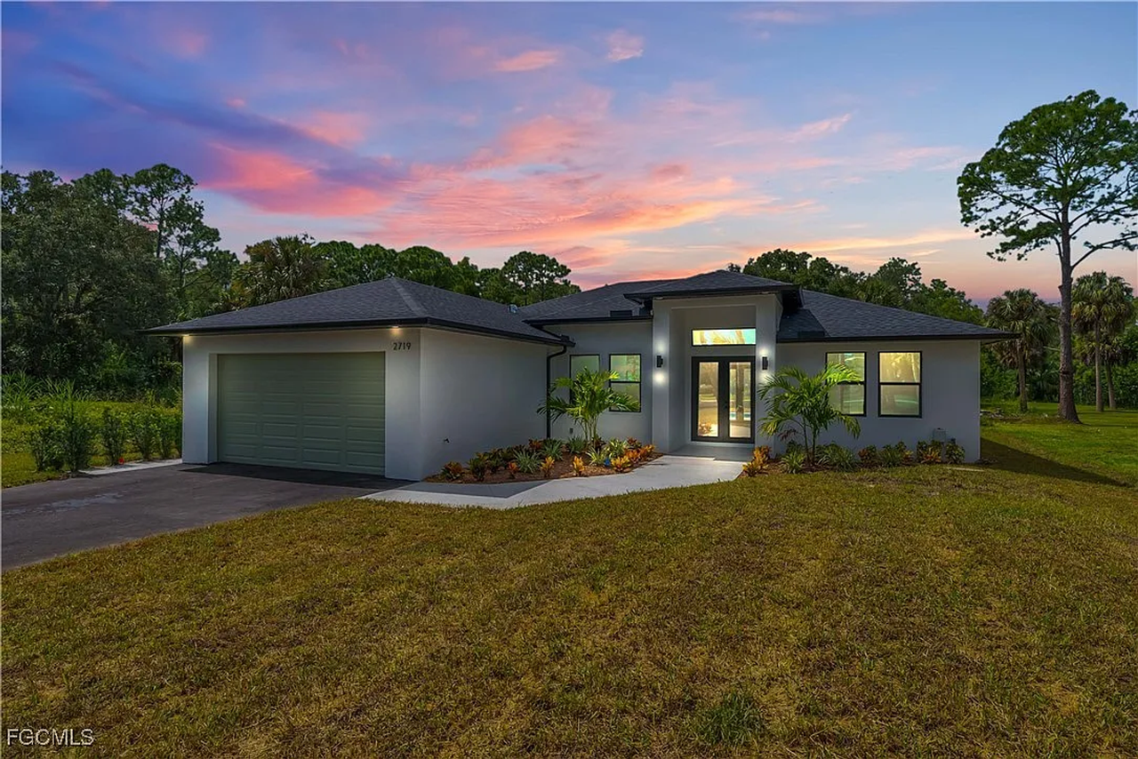 2719 2nd St Nw - Photo 2 of 38