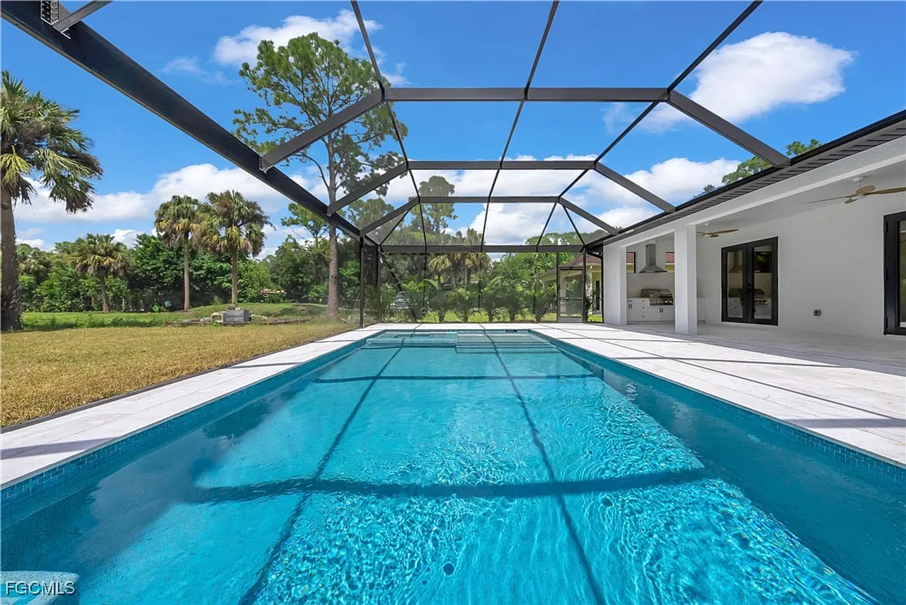 2719 2nd St Nw - Photo 5 of 38